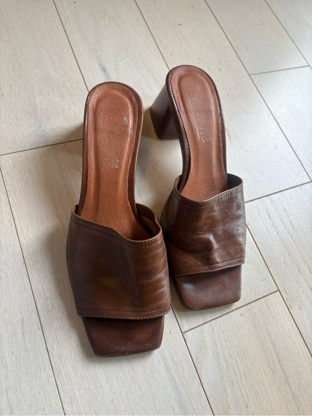 L'INTERVALLE Brown Leather Square-Toe Block Heel Mules - Picture 3 of 3